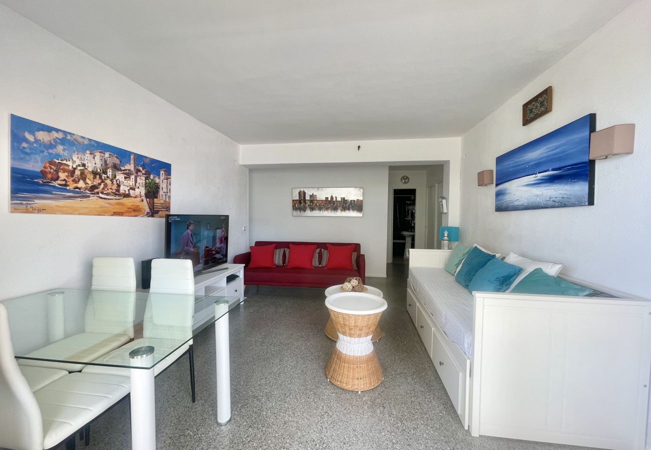 Apartment in Benidorm - GAVINA LEVANTE BEACH AND SUN R174