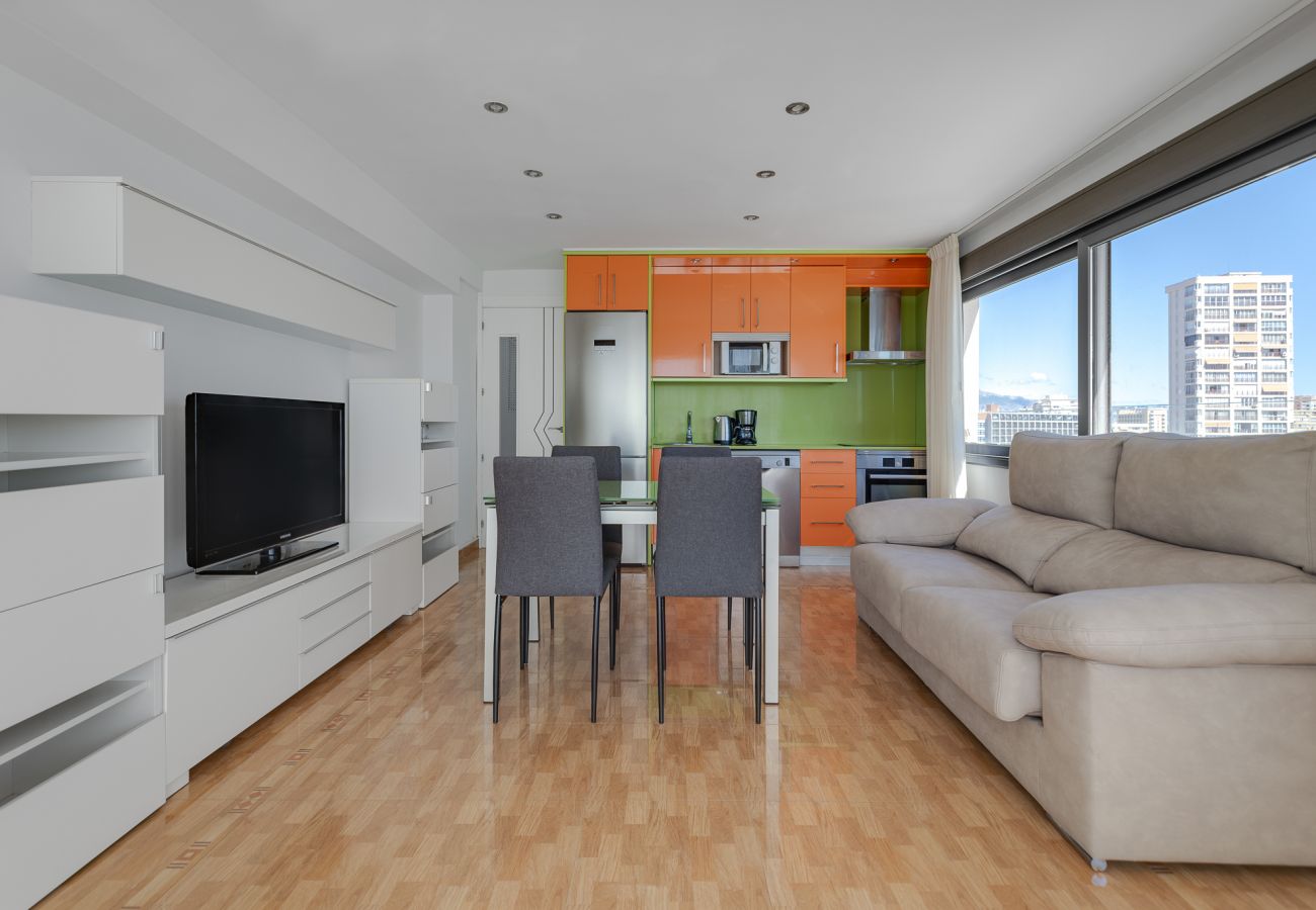 Apartment in Benidorm - FRONTLINE PANORAMA PENTHOUSE TORMARAYA LEVANTE (N026)