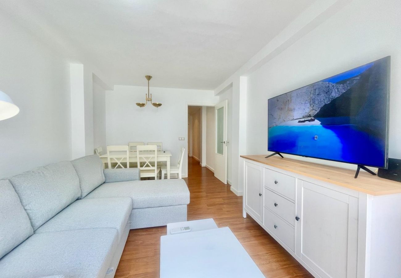 Apartment in Benidorm - EL PUERTO  PONIENTE BEACH N061