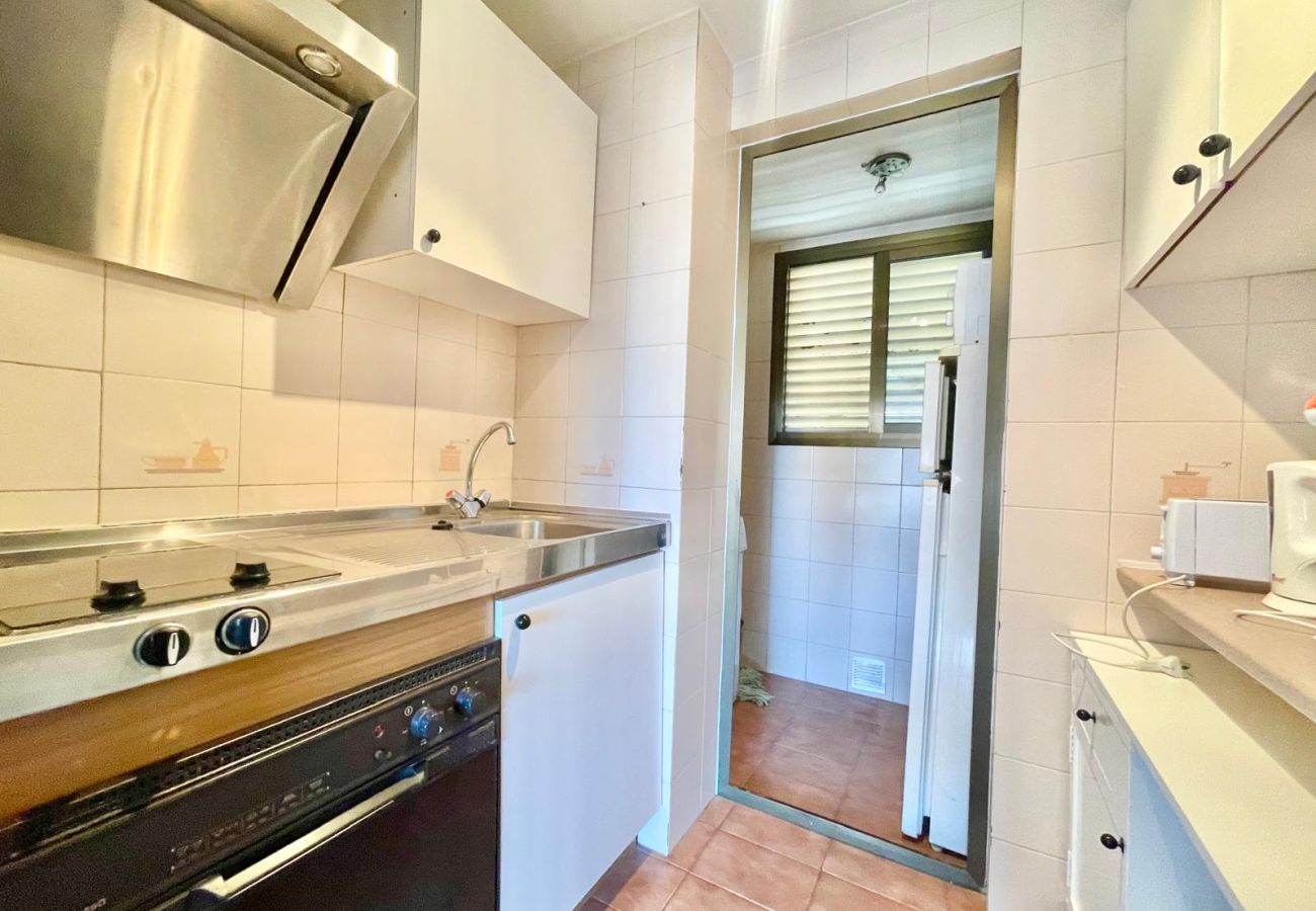 Apartment in Benidorm - GEMELOS 2 LEVANTE BEACH BENIDORM (N170)