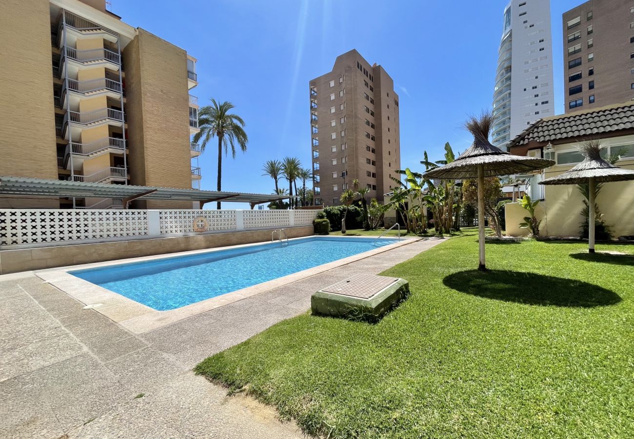 Appartement à Benidorm - Poniente Beach Modern Apartment (R164)